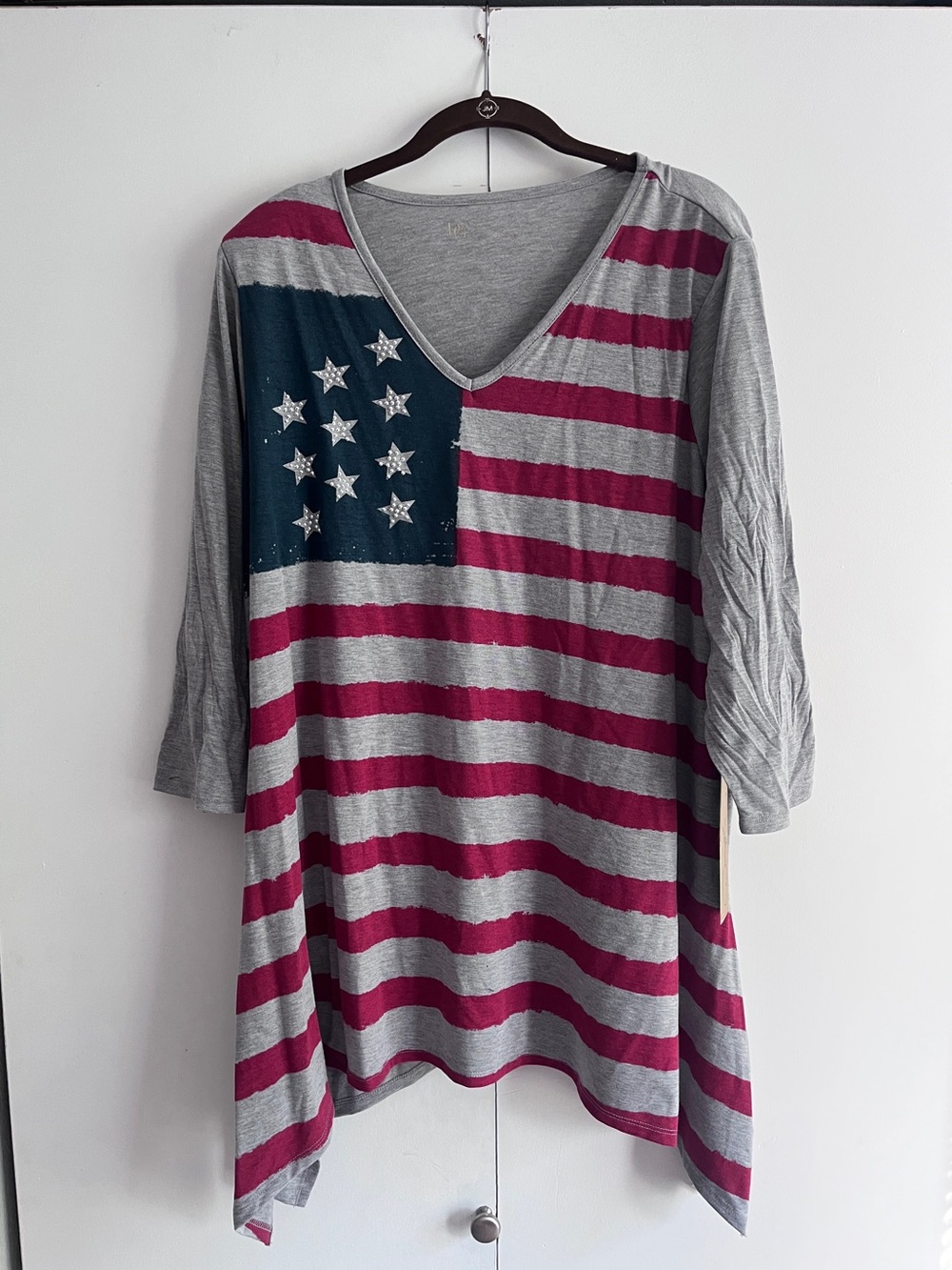 DG2 by Diane Gilman Grey & Burgundy V-Neck Flag Built In Shoulder Pad Tunic